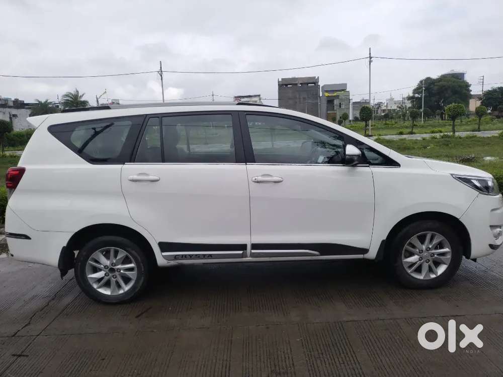 Toyota Innova Crysta 2023 Drives Smoothly