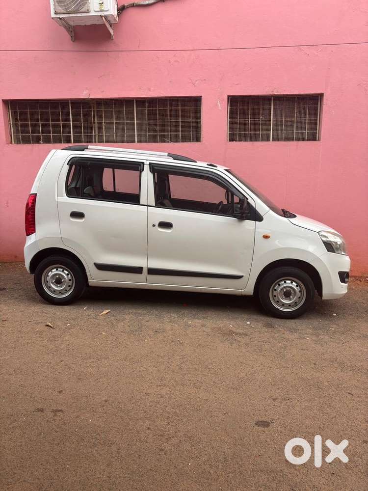 Maruti Suzuki Wagon R 2015 Petrol Well Maintained