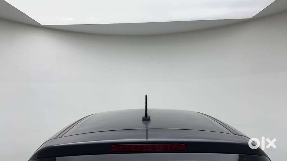 Maruti Suzuki Swift 1.2 Lxi (o), 2017, Petrol