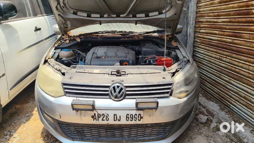Volkswagen Polo 2011 Diesel 150000 Km Driven