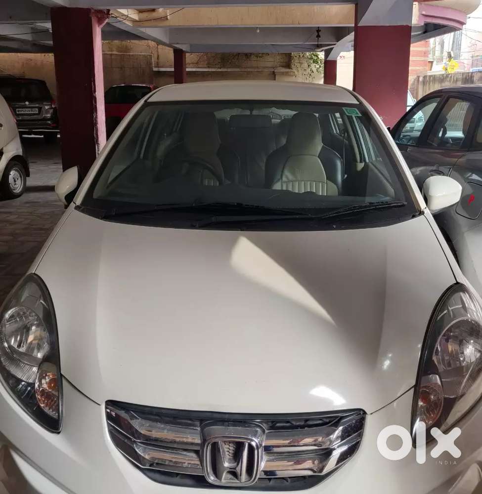 Honda Amaze 2013 Diesel Well Maintained