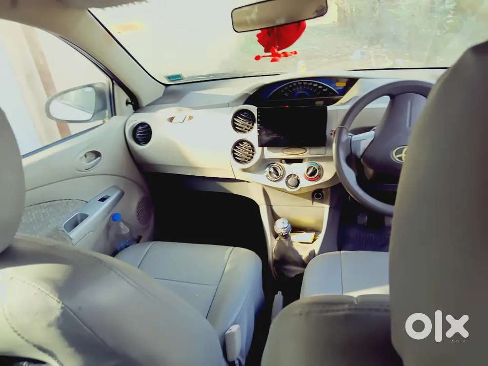 Toyota Etios Liva 2013