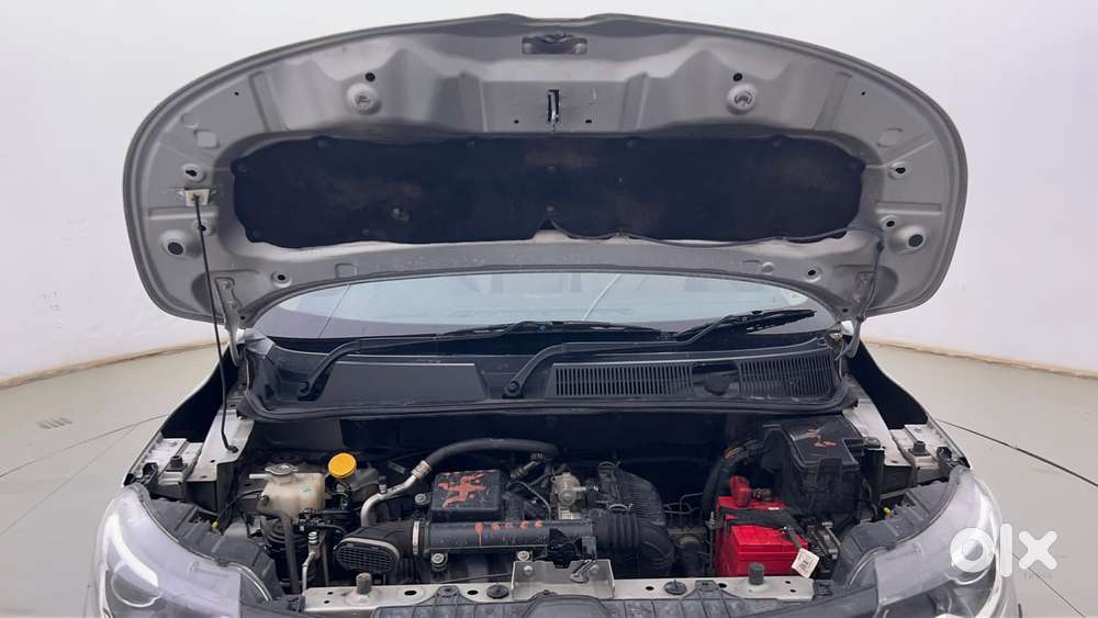 Renault Triber Rxz Easy-r Amt, 2022, Petrol