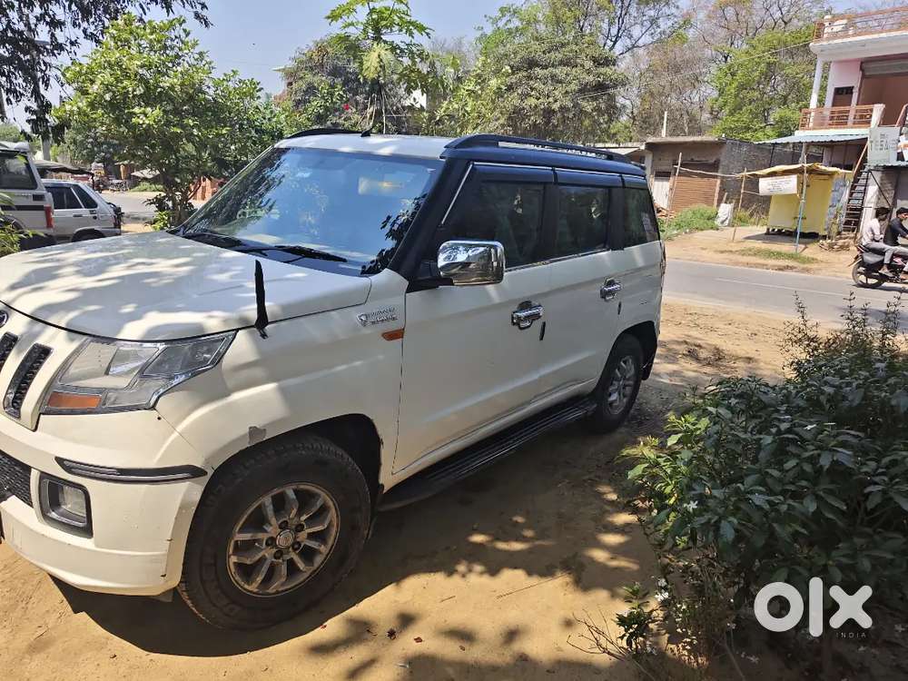 Mahindra Tuv 300 2015