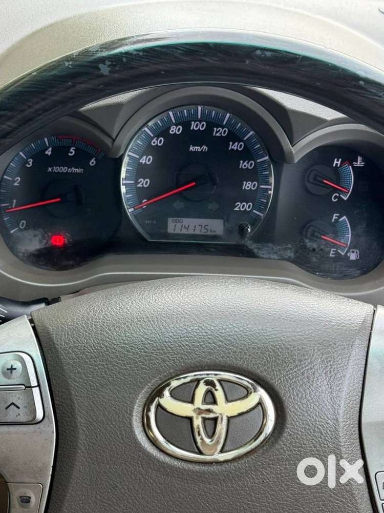 Toyota Fortuner 2011-2016 4x4 Mt, 2012, Diesel