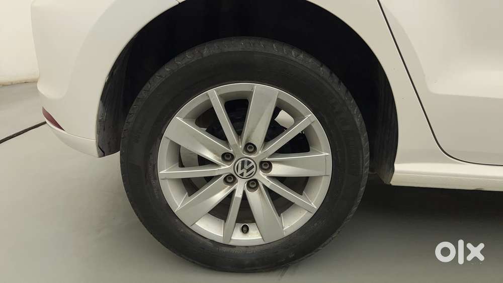 Volkswagen Polo 2009-2013 Petrol Highline 1.2l, 2016, Petrol