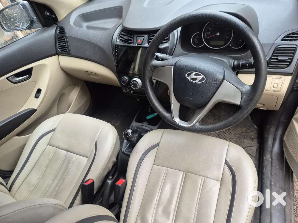 Hyundai Eon Sportz 2013 Airbag.  A Car  Purchased From Spinny,