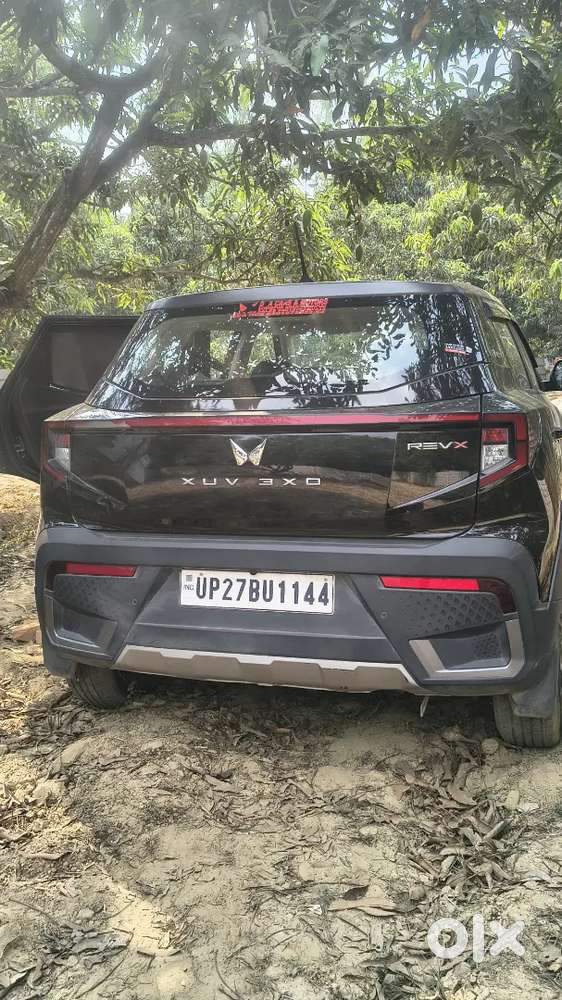 Mahindra Xuv 3xo 2025 Petrol 28000 Km Driven