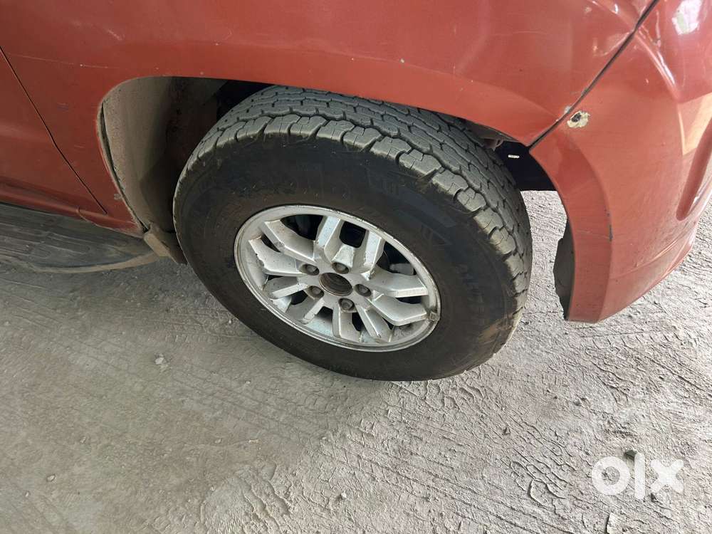 Mahindra Tuv 300 T8, 2017, Diesel