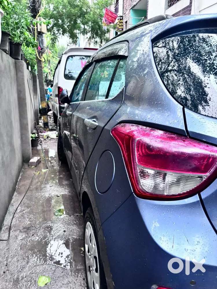 Hyundai Grand I10 Sportz 2015 Diesel Car
