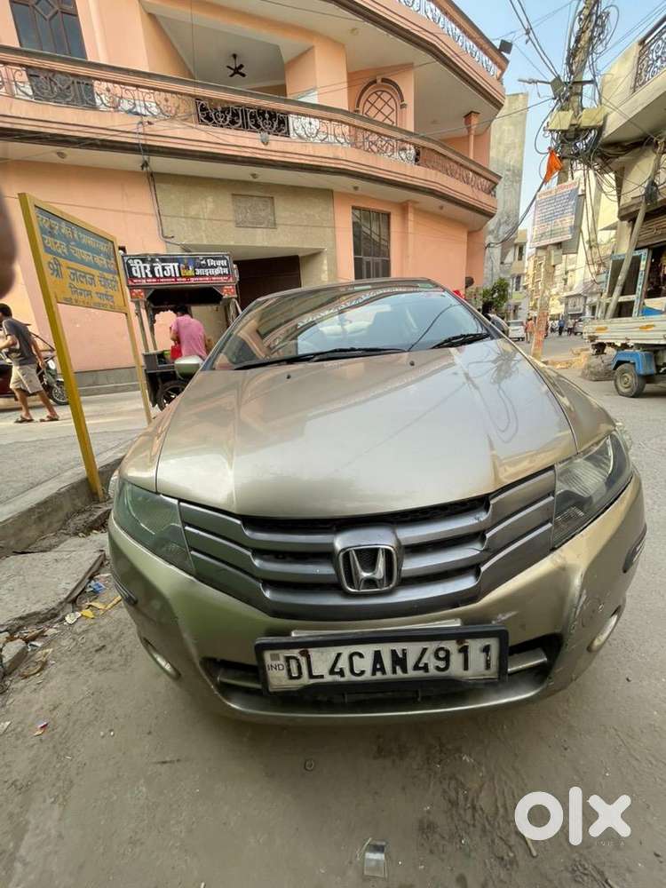 Honda City 2011 (petrol + Cng).
