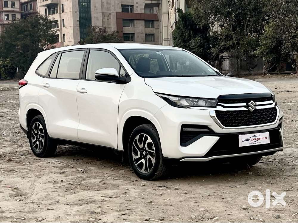 Maruti Suzuki Invicto Zeta Plus 7str, 2023, Petrol