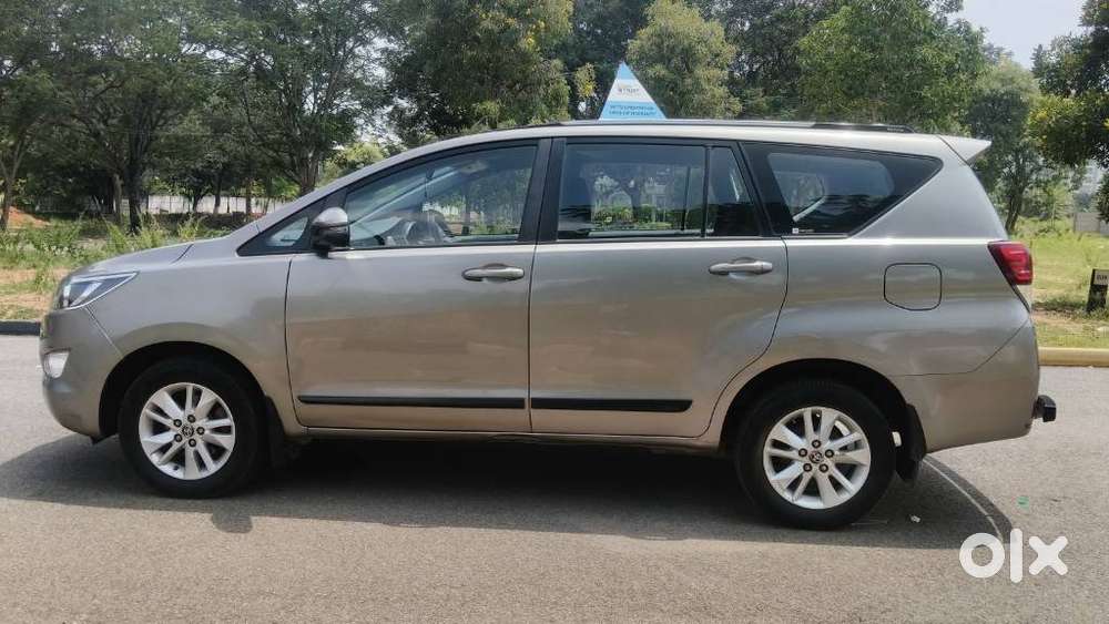 Toyota Innova Crysta 2.8 Gx At, 2017, Diesel
