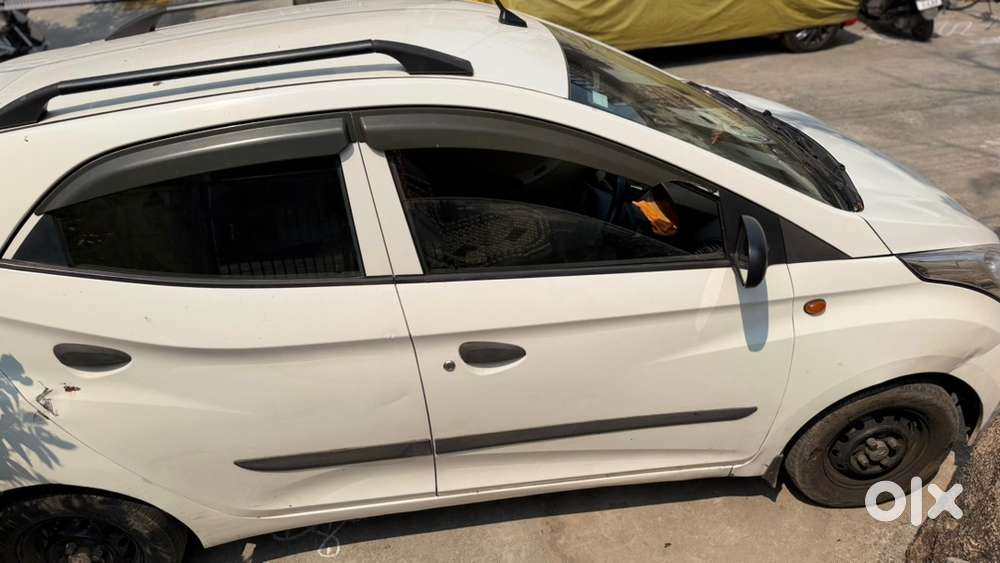 Hyundai Eon 2013 Petrol Well Maintained