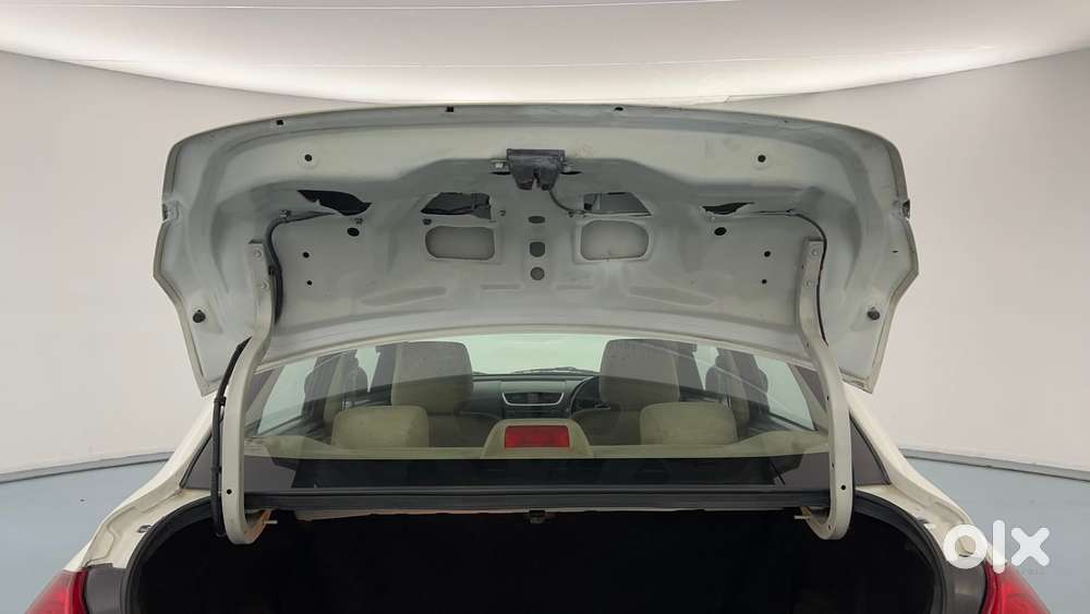 Maruti Suzuki Swift Dzire Vdi, 2017, Diesel
