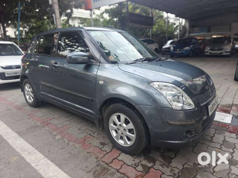 Maruti Suzuki Swift 1.3 Zxi, 2006, Petrol