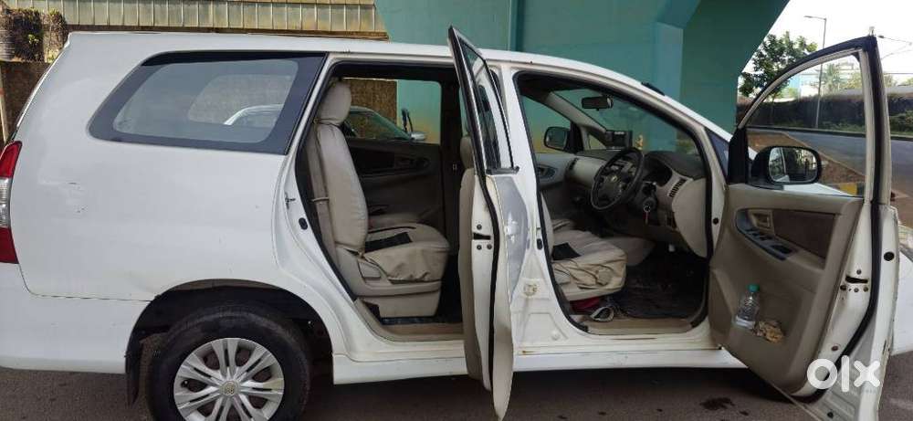 Toyota Innova 2.5 G (diesel) 7 Seater Bs Iv, 2013, Diesel