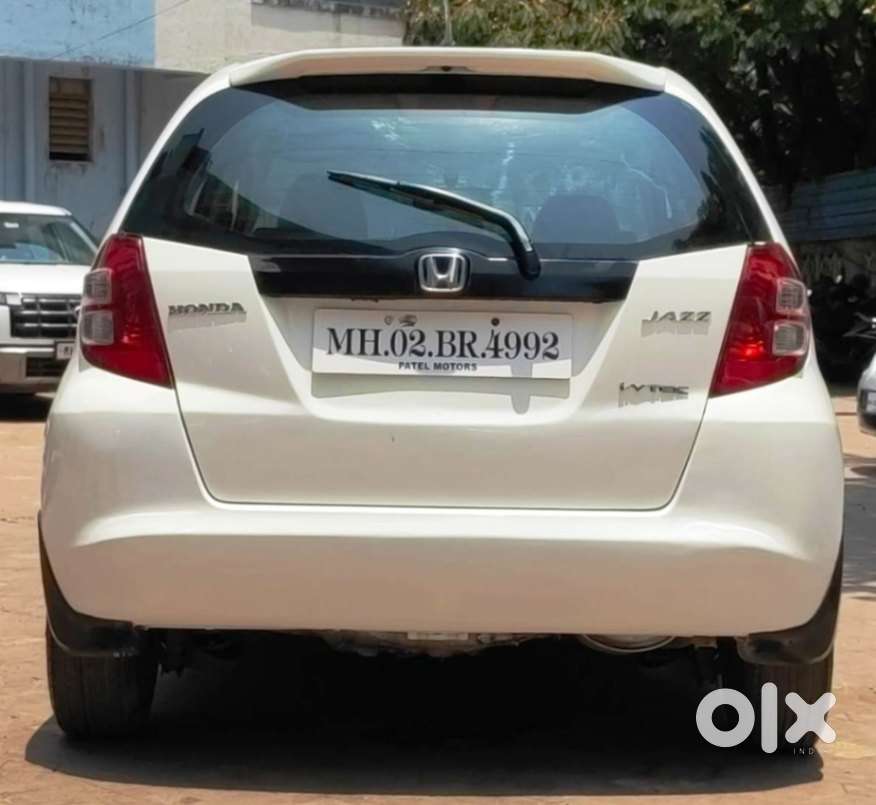 Honda Jazz V Mt Privilege, 2011, Petrol