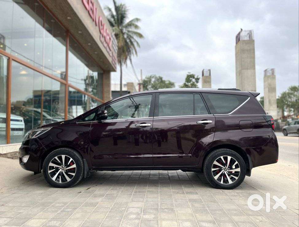 Toyota Innova Crysta G 8 STR, 2019, Diesel