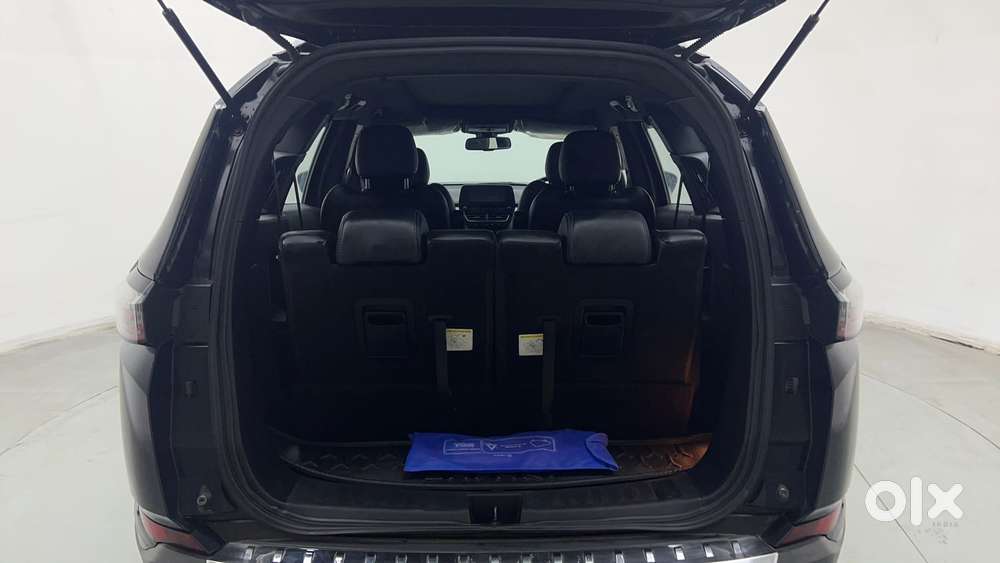 Tata Safari 2.0 Xza Plus 6 S Dark Edition, 2022, Diesel