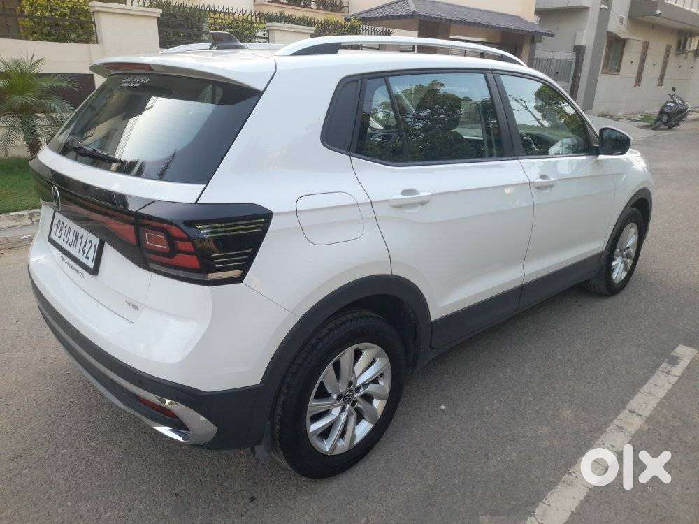 Volkswagen Taigun 1.0 Tsi Highline At, 2024, Petrol
