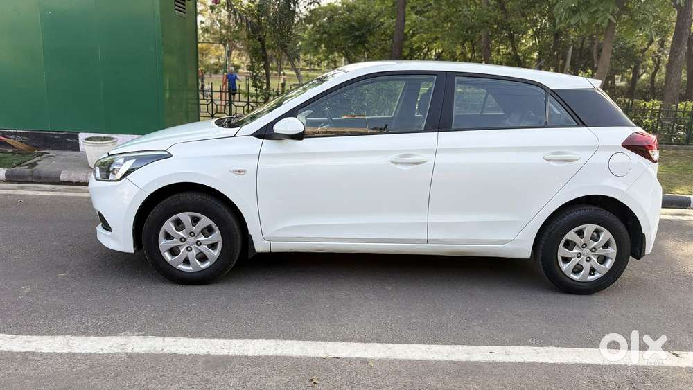Hyundai I20 1.2 Magna Executive, 2015, Petrol