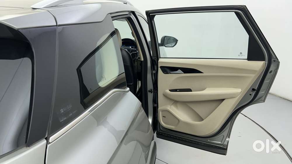 Mg Hector 1.5 Hybrid Sharp, 2021