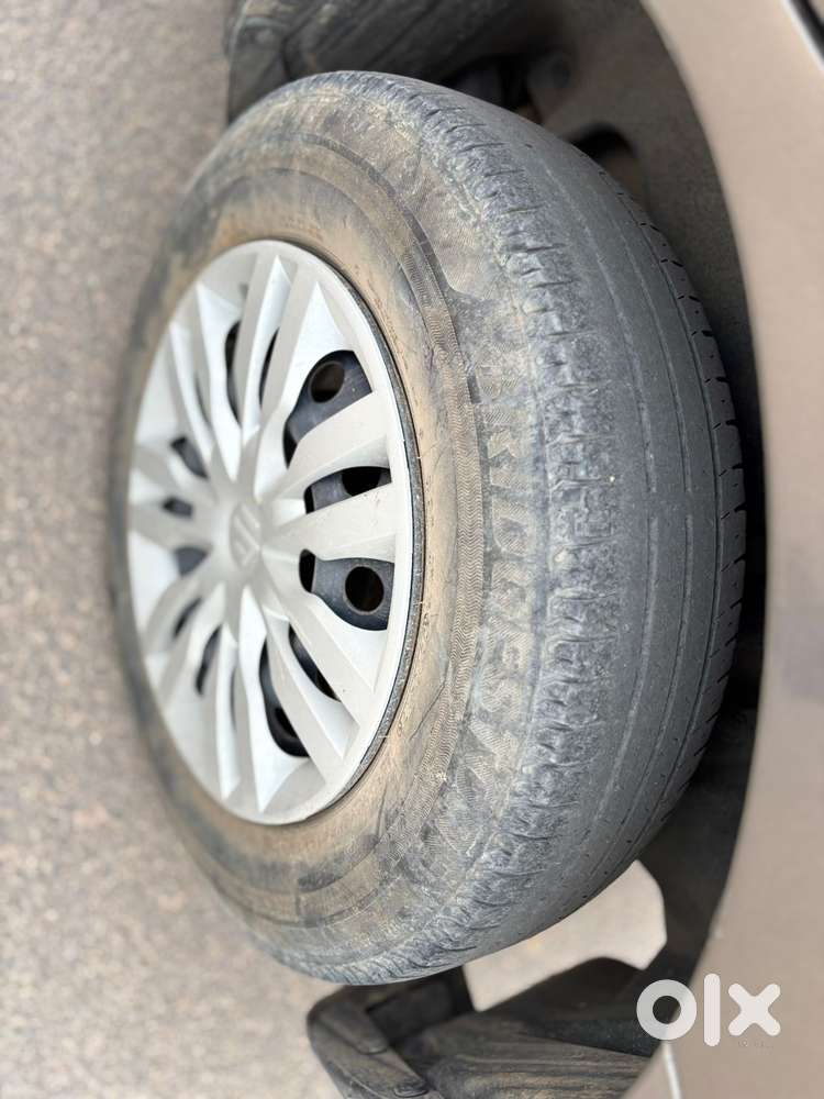 Maruti Suzuki Swift Dzire 2015-2017 1.2 Vxi, 2017, Petrol