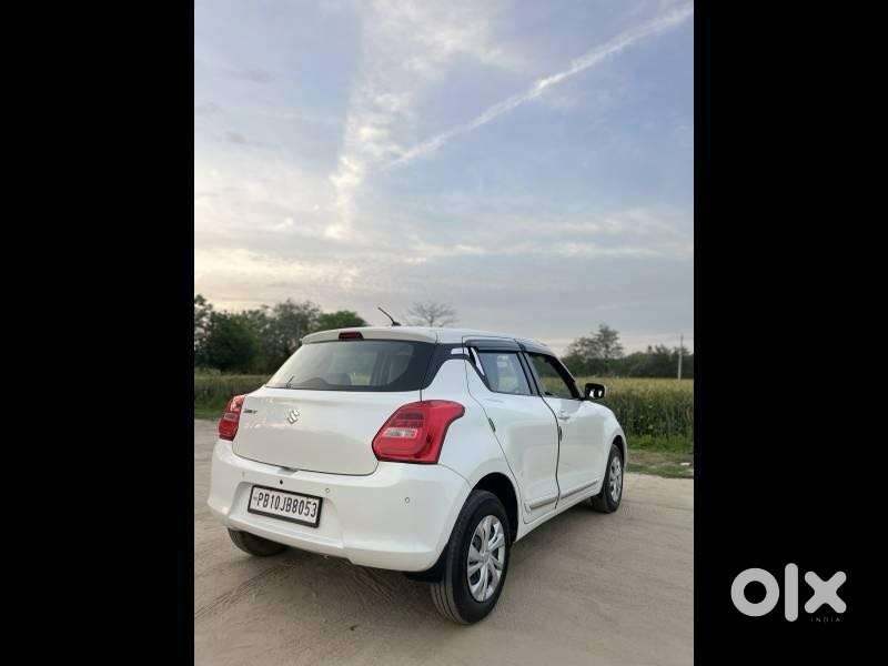 Maruti Suzuki Swift 2018 Vxi, 2023, Petrol