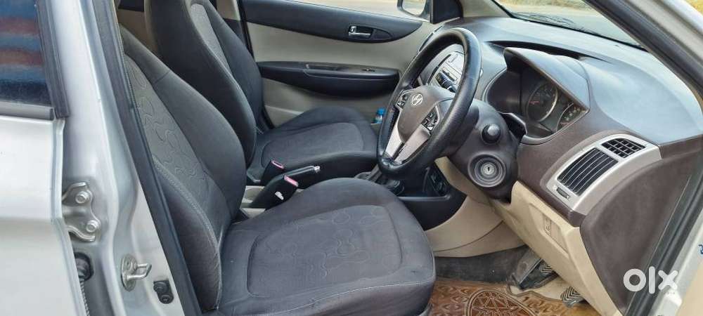Hyundai I20 Sportz 1.4 Crdi 6 Speed Bs-iv, 2011, Diesel