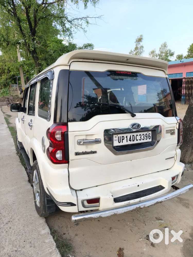Mahindra Scorpio S6 Plus 2017