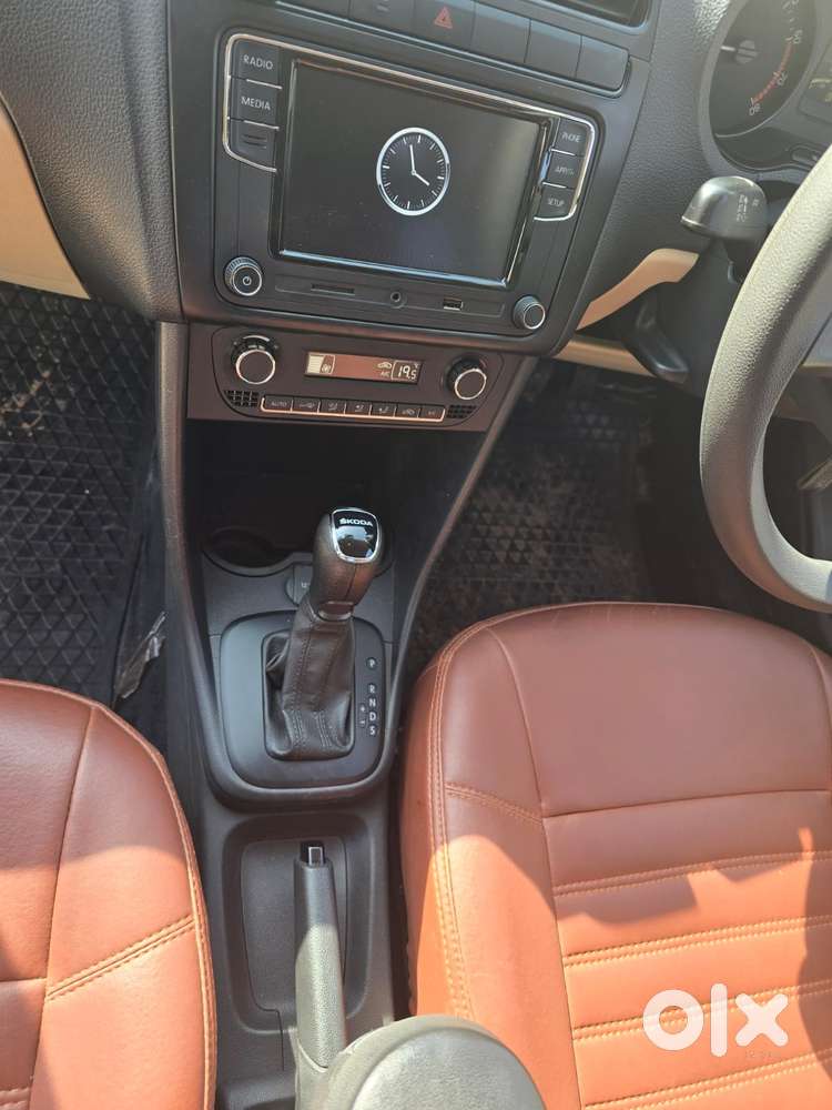 Skoda Rapid 1.0 Tsi Automatic, 2021, Petrol