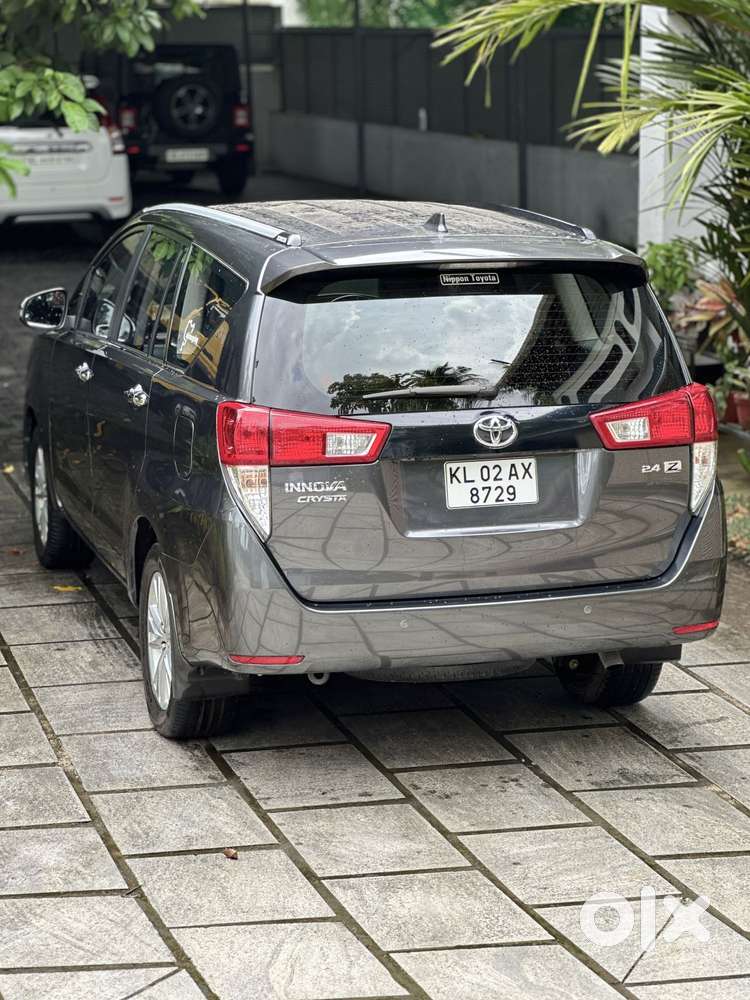 Toyota Innova Crysta 2.4 Z 7 Str, 2016, Diesel