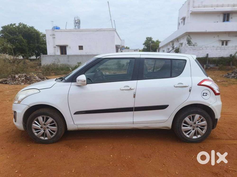 Maruti Suzuki Swift Zdi Plus, 2015, Diesel