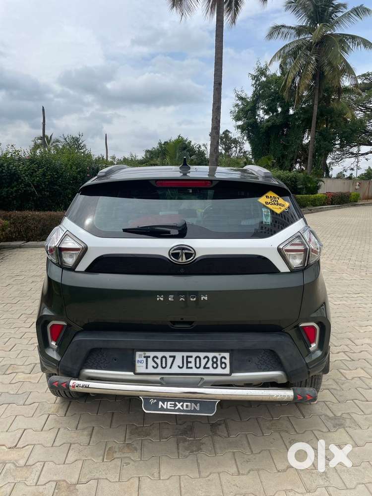 Tata Nexon Xz+ Sunroof , 26,402km -  Petrol , Manual 2022