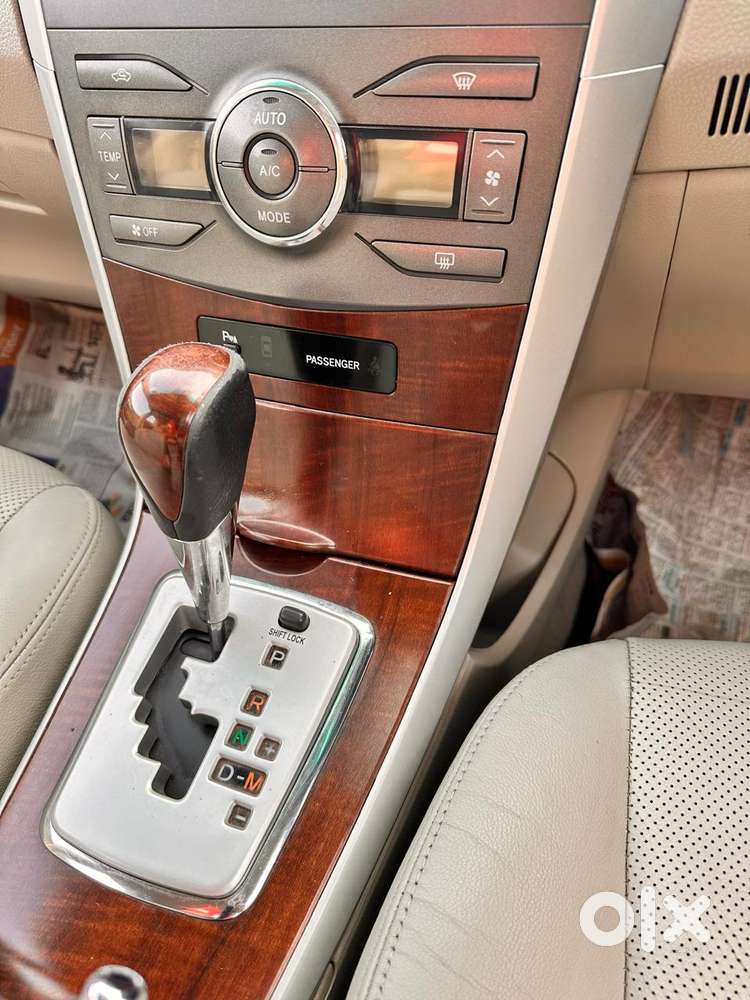 Toyota Corolla Altis [ ] 1.8 Vl At, 2012, Petrol