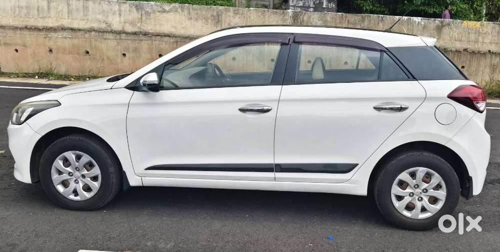 Hyundai I20 Sportz 1.2 Bs-iv, 2015, Petrol