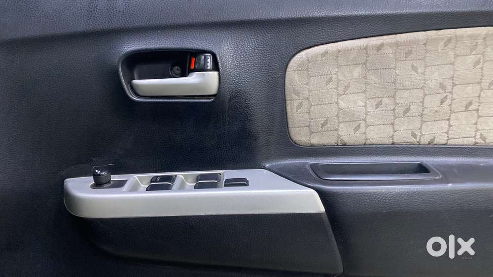 Maruti Suzuki Wagon R 1.0 Vxi, 2014, Petrol