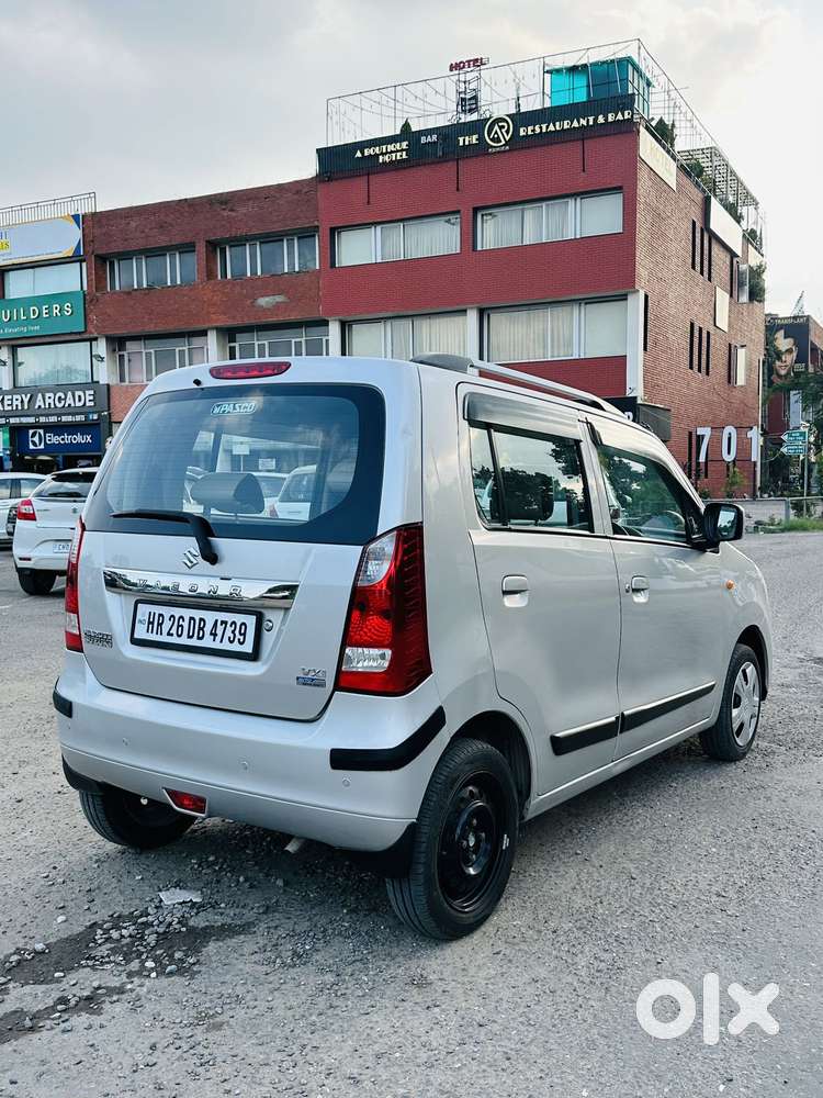 Maruti Suzuki Wagon R Vxi Amt, 2017, Petrol
