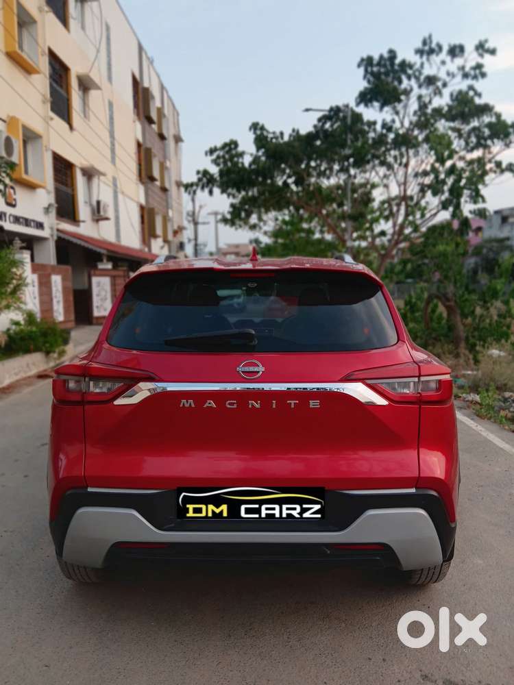 Nissan Magnite 1.0 Xv Premium, 2022, Petrol