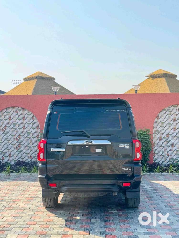 Mahindra Scorpio