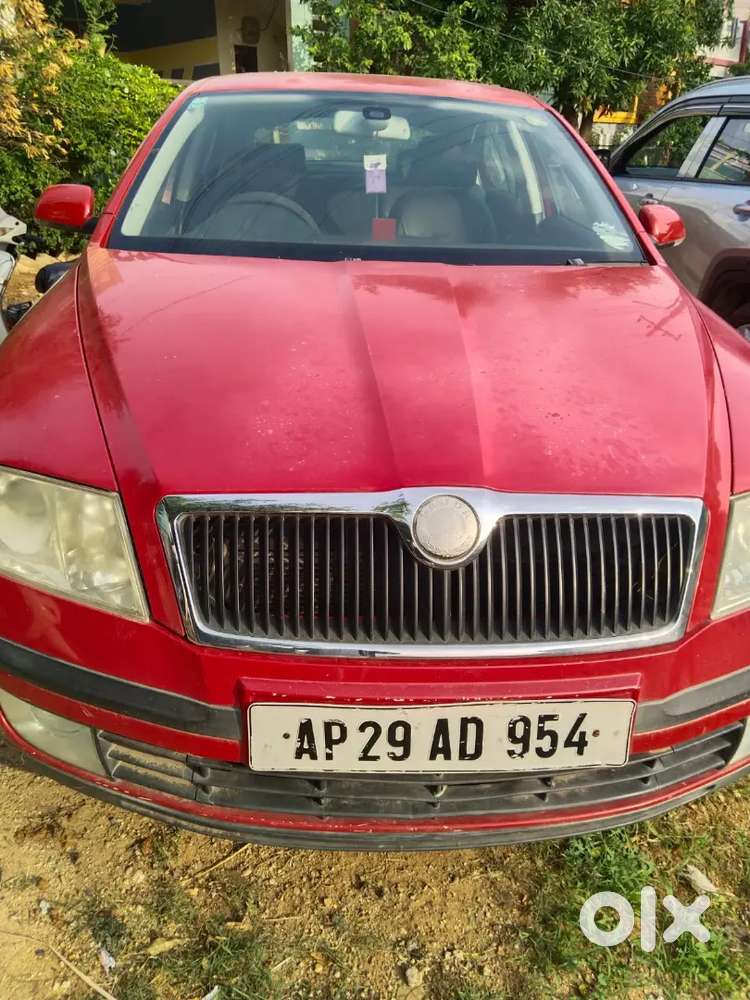 Skoda Laura Ambiente 2008 Car