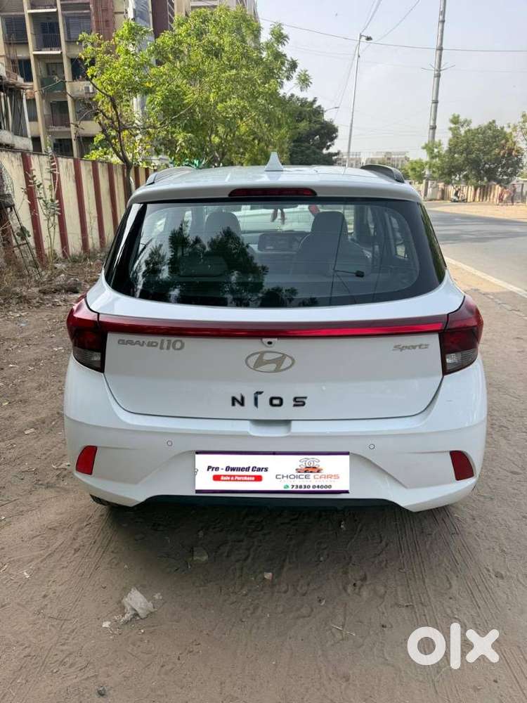 Hyundai Grand I10 Nios Sportz 1.2 At, 2024, Petrol