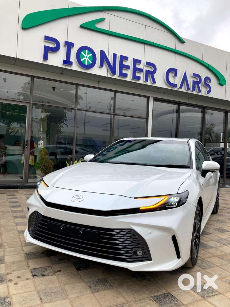 Toyota Camry 2.5l Automatic, 2025, Petrol