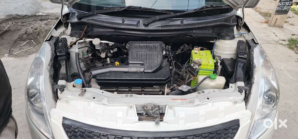 Maruti Suzuki Swift Vxi + Manual, 2012, Petrol