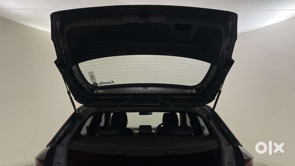 Tata Altroz Xz Plus (s) Dark Edition, 2023, Petrol