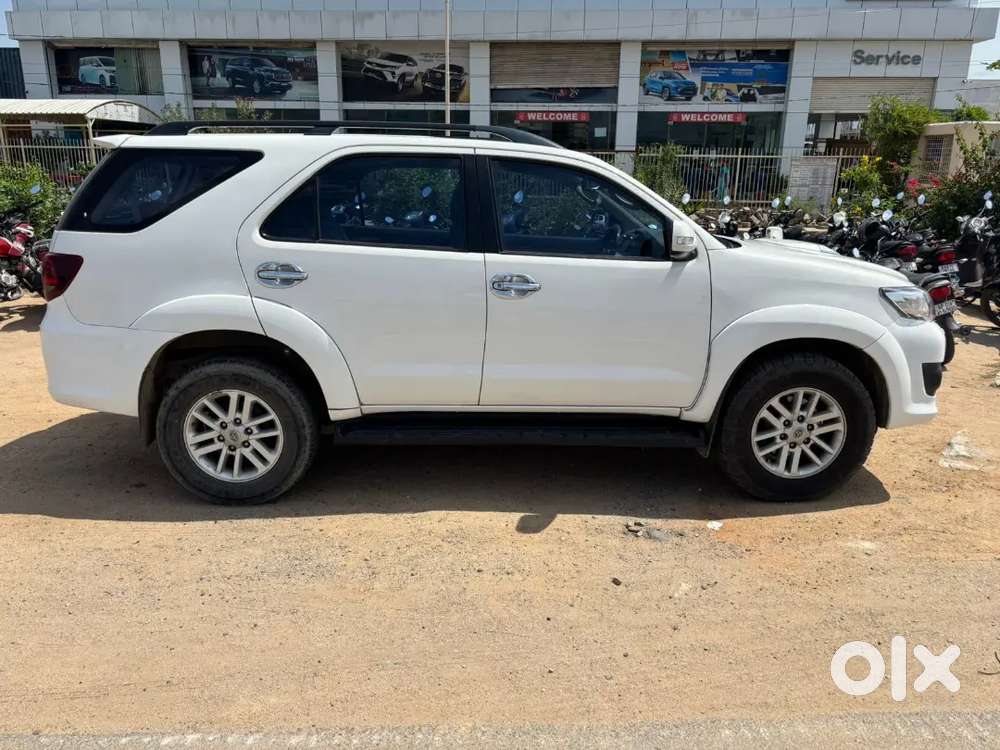 Toyota Fortuner 2012 Diesel Well Maintained