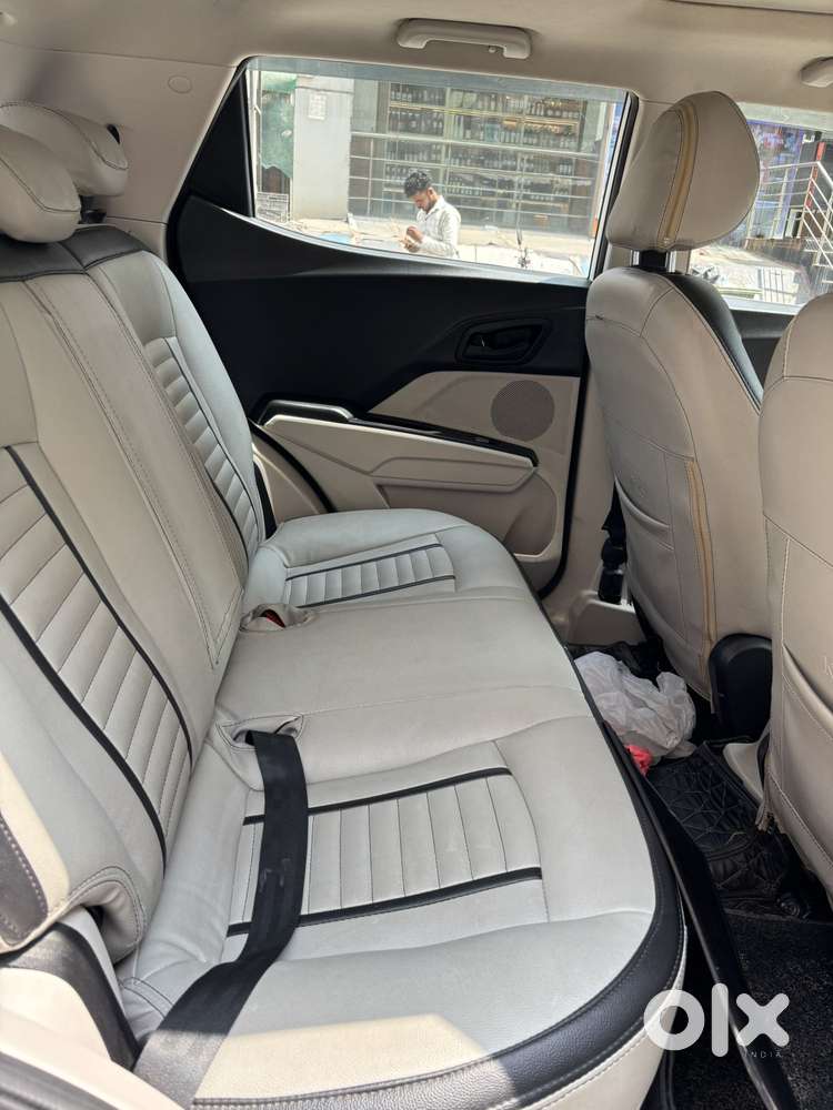 Mahindra Xuv300 W6, 2021, Petrol