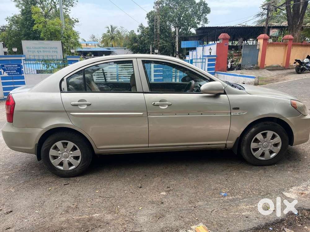 Hyundai Verna 2010 Petrol Well Maintained
