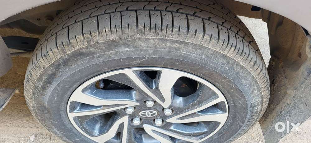 Toyota Innova Crysta 2.4 G Mt, 2022, Diesel